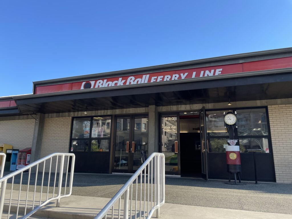 Black Ball Ferry(ブラックボールフェリー)の乗り方や予約方法、船内の様子を紹介【ポートエンジェルス日帰り旅】