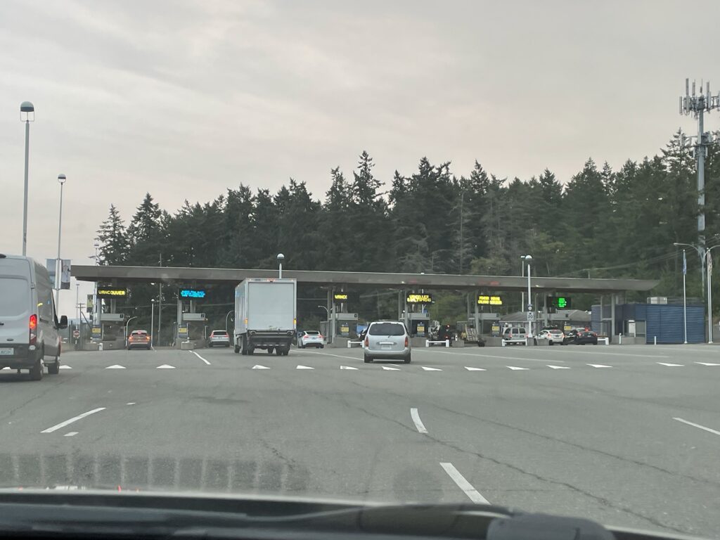 BCフェリーの乗り方完全ガイド!バンクーバーとビクトリアを結ぶ船【車での乗船や船内の様子も】