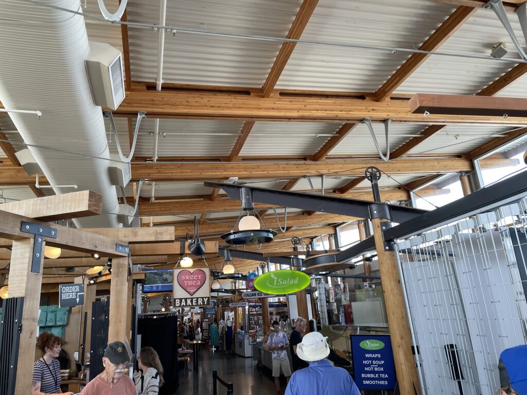 BCフェリーの乗り方完全ガイド!バンクーバーとビクトリアを結ぶ船【車での乗船や船内の様子も】